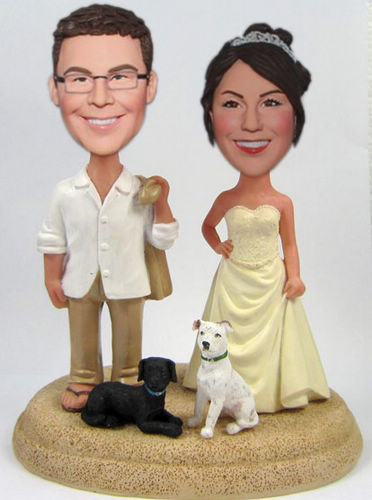 Beach couple bobble heads Beach couple bobble heads