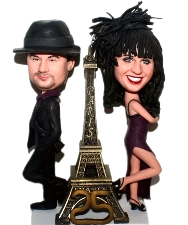 Custom Bobbleheads Mr & Mrs.with Eiffel Tower Couple Bobbleheads