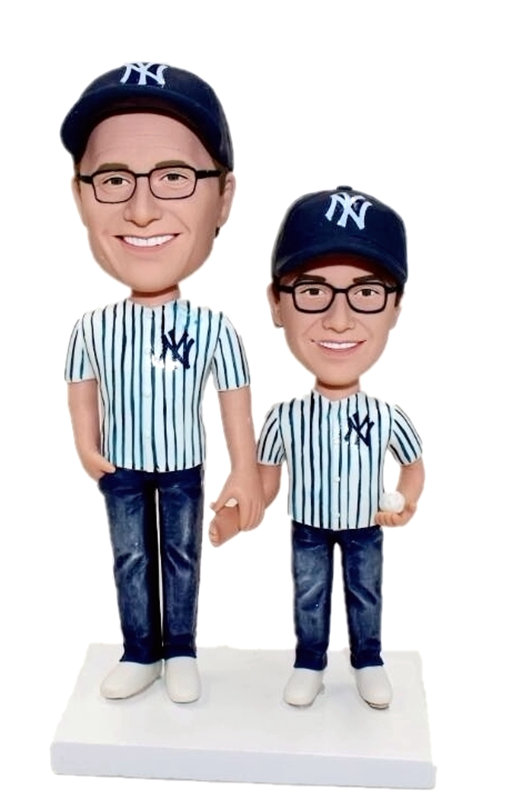 Custom bobbleheads Father's Day  dolls in NY hats  - Click Image to Close