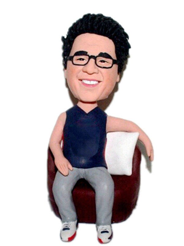 Personalized bobble heads Sitting on sofa custom bobbleheads