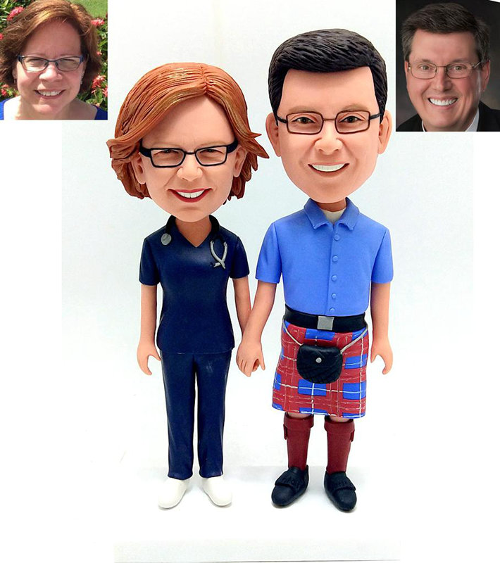 Custom bobble heads hand in hand bobbleheads for parents