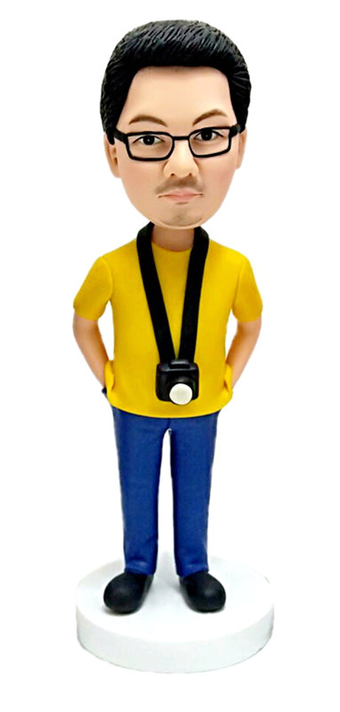 Custom Bobbleheads Photographer bobble head with camera