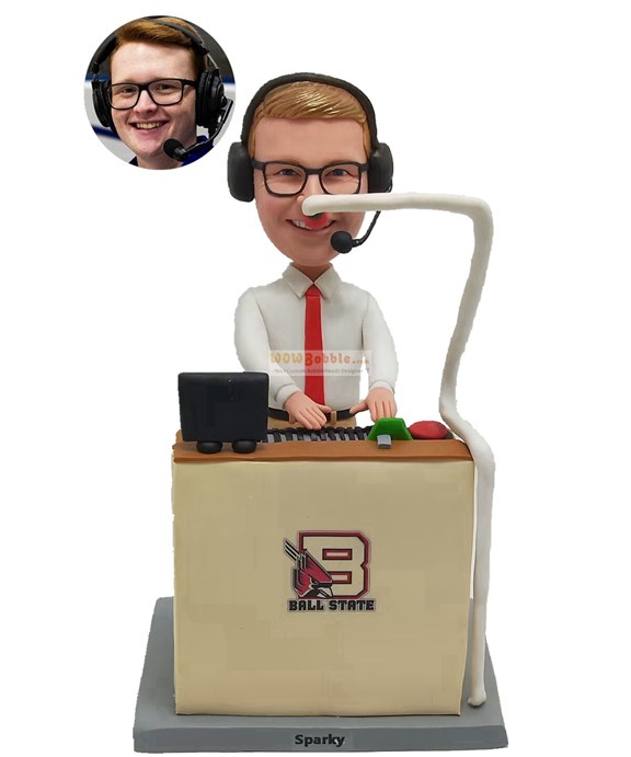 Custom Bobbleheads Handmade Your Own Sports commentator Bobbleheads  - Click Image to Close