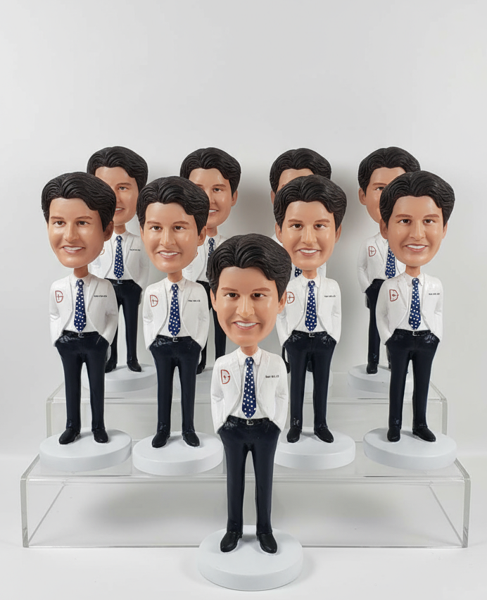 Custom Bobbleheads in Bulk – 10 to 2000 Identical Pieces Wholesale